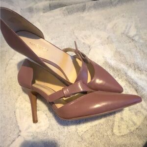 Nine West Women’s Janice Leather Dress Pump Size 8 1/2